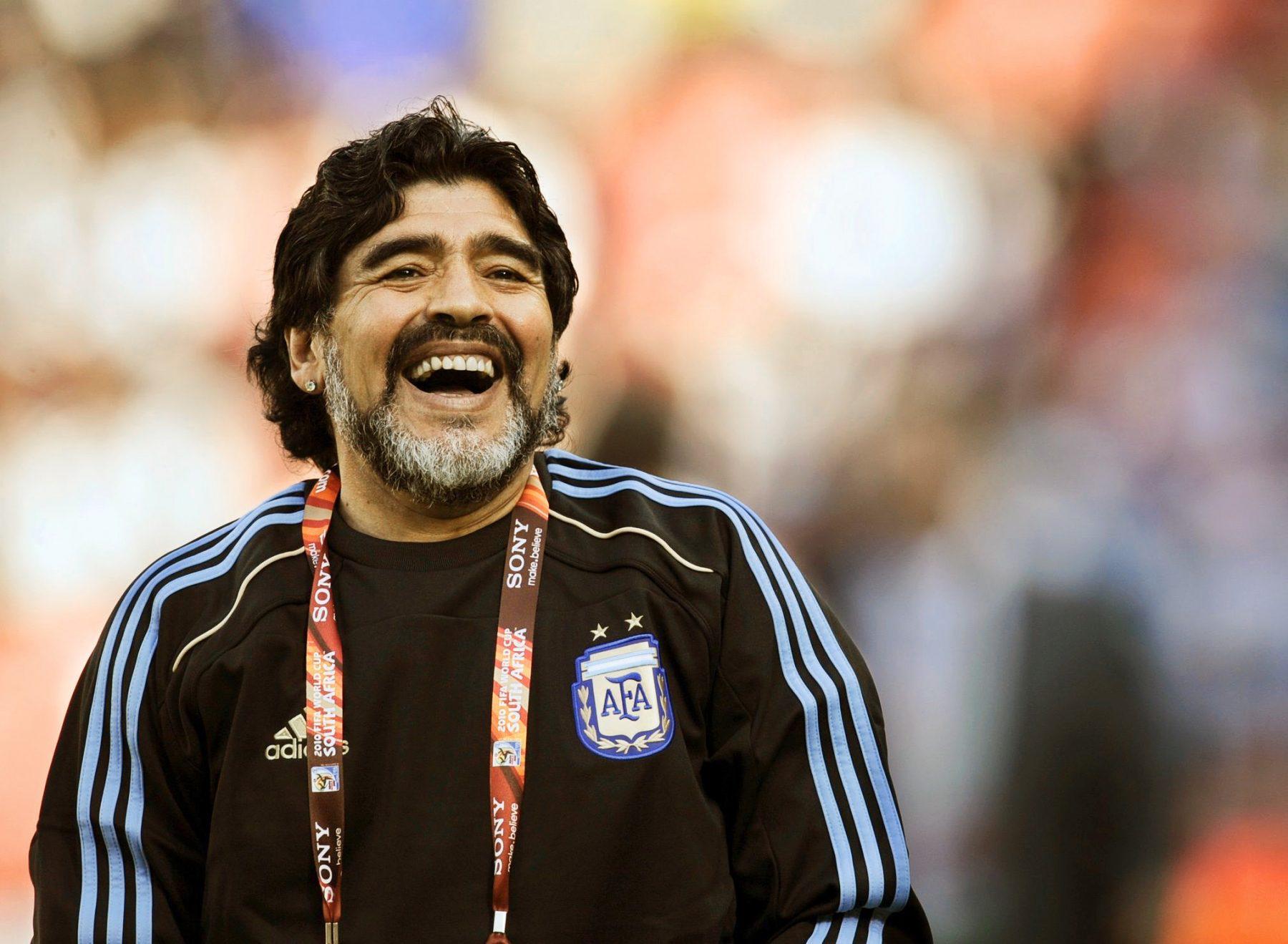 Arjantin Efsane Futbolcu Maradona'ya Veda Ediyor